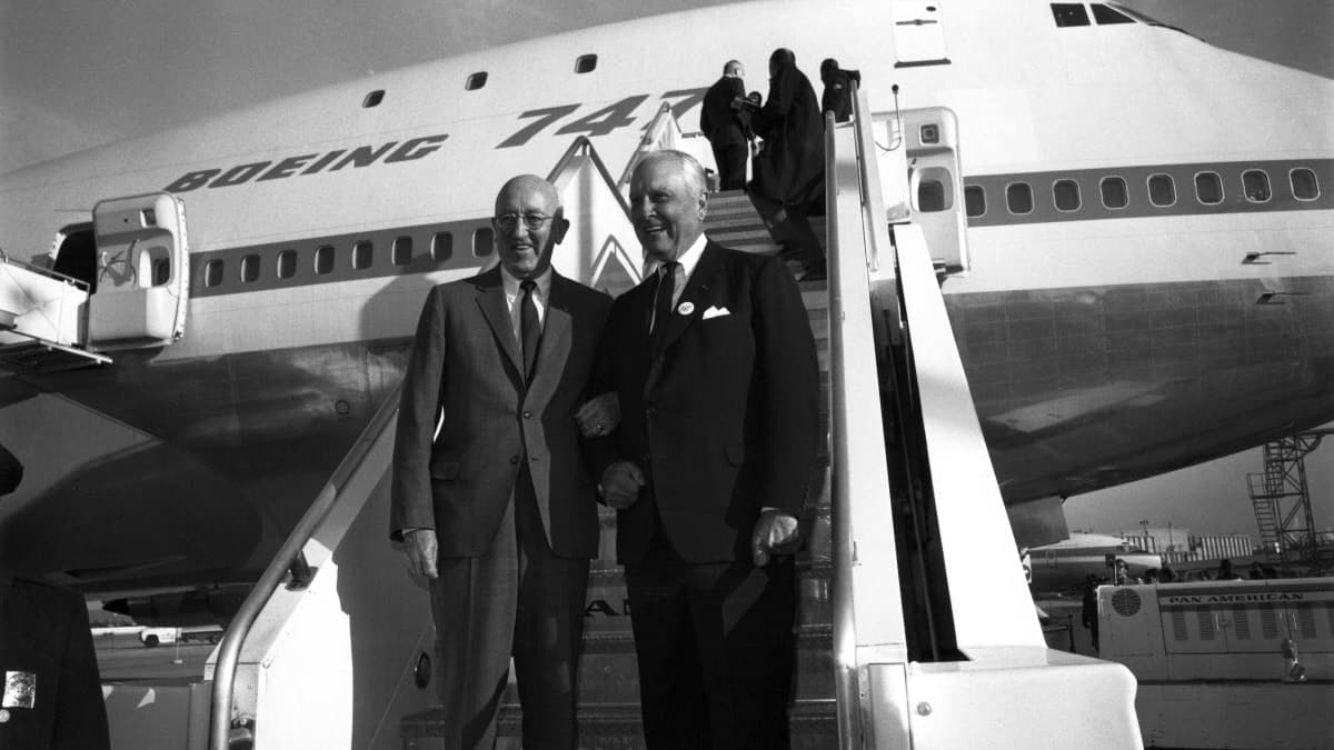 Le vol inaugural du premier Boeing 747 Le vol inaugural du premier Boeing 747