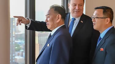 Mike Pompeo et l'émissaire nord-coréen Kim Yong Chol à New York le 30 mai 2018 -