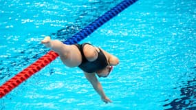 Une nageuse de l'équipe paralympique de Chine à l'entraînement à Tokyo le 23 août 2021