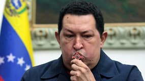 Le président vénézuelien Hugo Chavez garderaitl le moral malgré les traitements.
