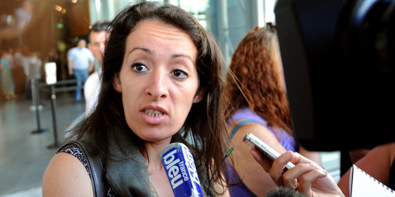Ferrouze Bendouiou sortant d'un rendez-vous avec le procureur général de Grenoble et des membres de la cellule Mineurs 38