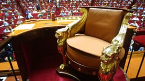 Photo prise depuis le "perchoir" du fauteuil du président de l'Assemblée nationale, le 18 mai 2001 à Paris