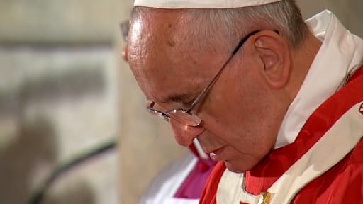 Le pape François, ce lundi, célébrant une messe au Cénacle, à Jérusalem.