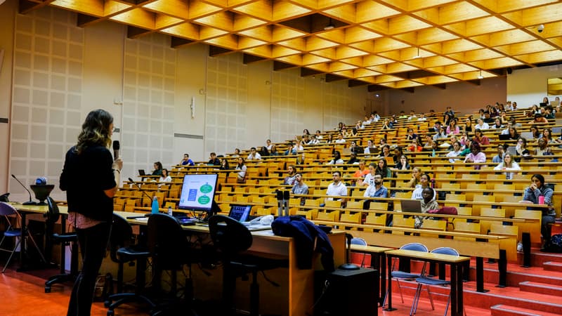 Des congés menstruels utilisés par... des hommes à la fac de Limoges: "c'est une insulte aux femmes"