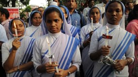 Selon l'archevêque de Calcutta Thomas D'Souza, près de  2.000 personnes étaient présentes au rassemblement qui s'est déroulé dans le calme. 