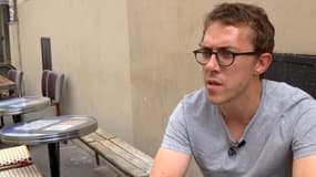 Valentin Gendrot s'est infiltré pendant deux ans au sein du commissariat du 19e arrondissement de Paris pour en comprendre les rouages. Dans son livre, il témoigne de violences policières, mais aussi d'une solidarité inter-policiers qui tient jusqu'en auditions devant la justice.
