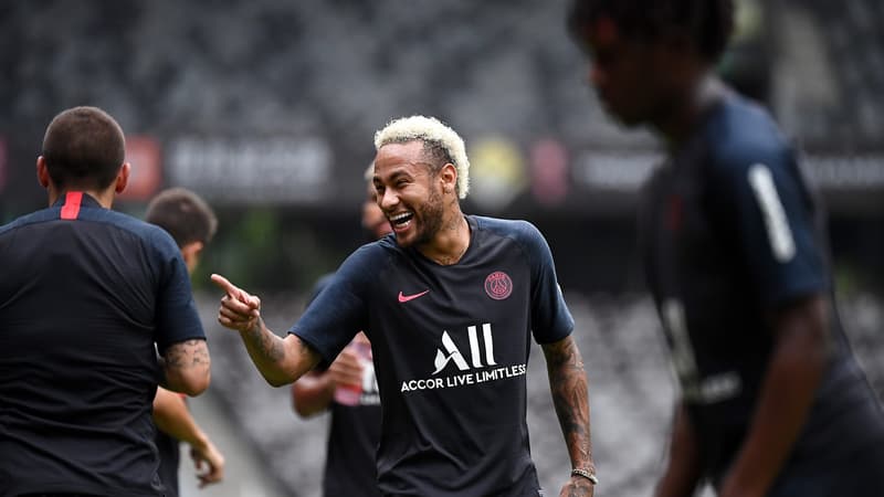 Neymar fait parler de lui en permanence.