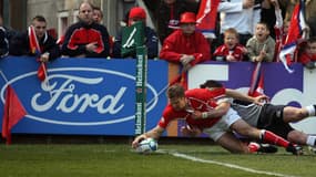 Dafydd James en 2007 lors d'un match entre Llanelli Scarlets et le Munster en Heineken Cup