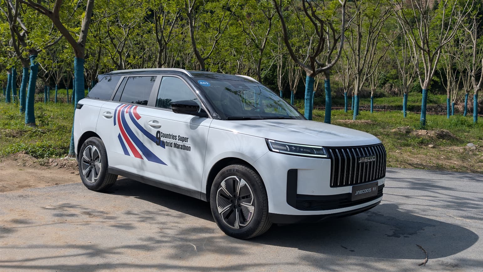Nous avons pu tester ce Jaecoo 5 hybride sur les routes de Chine, pays où il est produit, mais où il n'est pas commercialisé. Les marques Chery et Omoda sont en effet destinées aux ventes à l'export et en particulier à l'Europe.