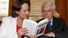 Ségolène Royal et Jean-Pierre Chevènement ont fait affiche commune mercredi pour une réunion publique notamment consacrée à la place de la France dans l'histoire, thème du dernier livre de l'ancien ministre et leitmotiv de la candidate à la primaire du Pa