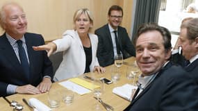 Un déjeuner des "Amis de Nicolas Sarkozy", qui a réuni, le 15 octobre, Brice Hortefeux, Nadine Morano, Renaud Muselier et Pierre Charron.