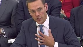 Selon deux anciens responsables de News of the World, James Murdoch, actuellement directeur opérationnel adjoint de News Corp, a fourni un témoignage erroné lors de son audition par la commission parlementaire britannique souhaitant établir les responsabi