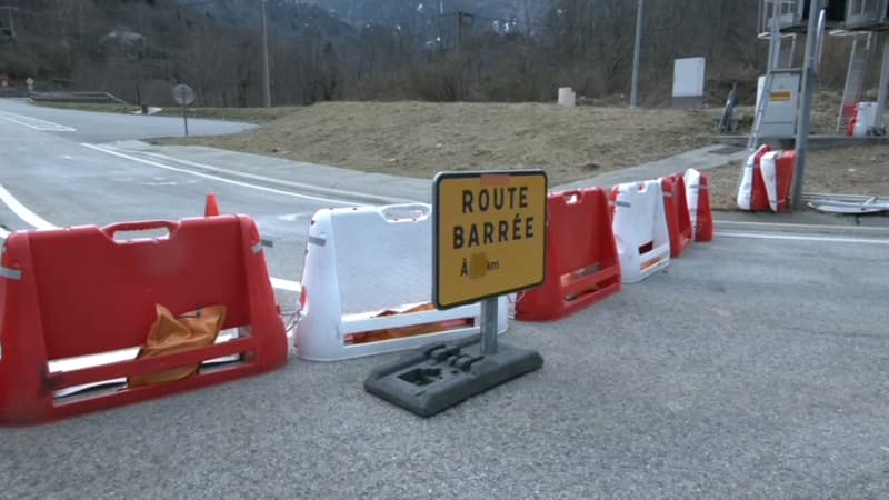 La RN20 entre la France et Andorre coupée à cause d'un éboulement, les stations de ski pyrénéennes craignent d'être privées de vacanciers