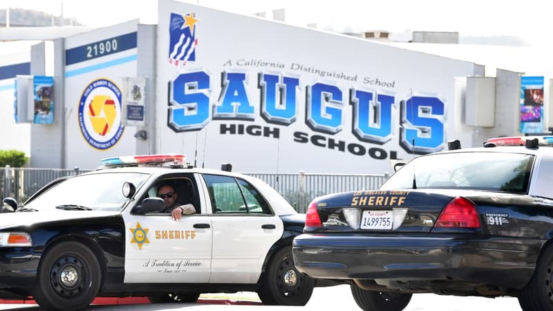 Un garçon de 16 ans a tué deux de ses camarades dans son lycée à Los Angeles, avant de se suicider