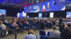 Congrès des Maires : Michel Barnier tente les rassurer