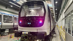 Le futur métro marseillais dans l'usine Alstom de Valenciennes