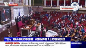 "La Ve République a perdu l'un de ses plus grands défenseurs": l'hommage de Yaël Braun-Pivet à Jean-Louis Debré devant l'Assemblée nationale