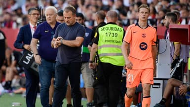 Hansi Flick et Frenkie De Jong dépités par la défaite du Barça, 5 octobre 2025