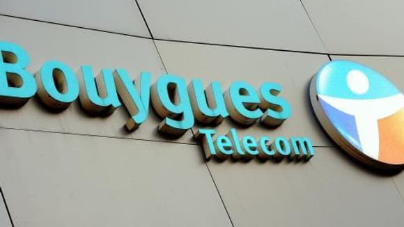 Bouygues Telecom négocie avec Free. Bouygues Telecom négocie avec Free.