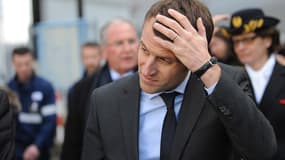 Emmanuel Macron le 17 mars 2016 en visite à la centrale nucléaire de Civaux.