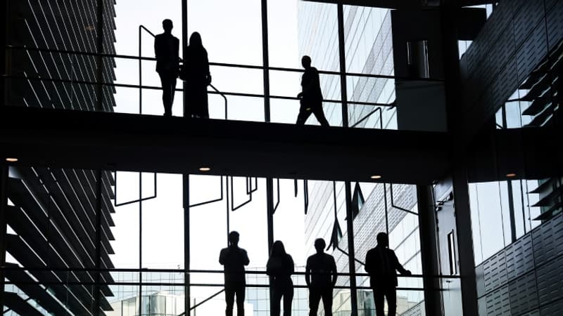 56.000 personnes "pouvant tenir dans un stade de football" possèdent trois fois plus de richesses que la moitié de l'humanité