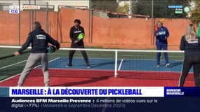 Marseille: le pickleball se développe dans la cité phocéenne