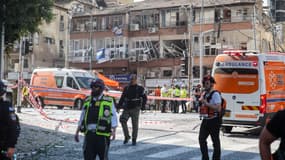 Un bâtiment détruit par une frappe iranienne à Ramat Gan en Israël le jeudi 19 juin 2025.