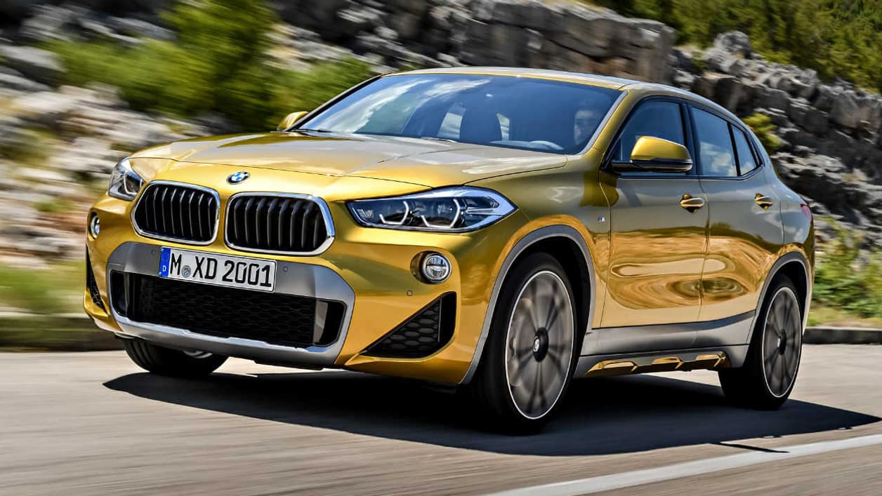 Long de 4,36 mètres, le BMW X2 se positionne dans le haut de gamme su segment des petits SUV, aussi côté taille. Long de 4,36 mètres, le BMW X2 se positionne dans le haut de gamme su segment des petits SUV, aussi côté taille.
