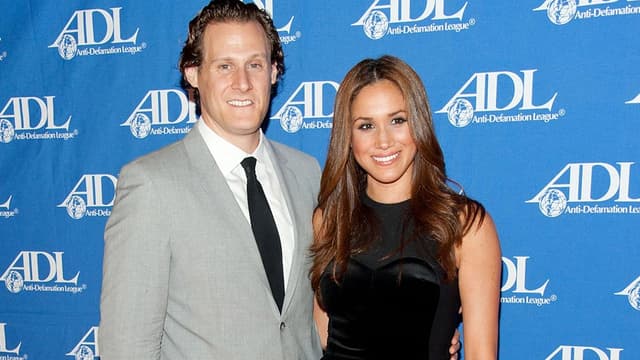 Trevor Engelson et Meghan Markle en 2011.
