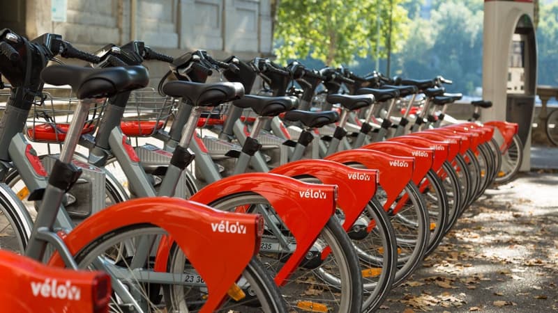 Le nombre de vélos disponibles en auto-partage fait défaut à Lyon et Villeurbanne, les deux communes couvertes par le service Velo'v.