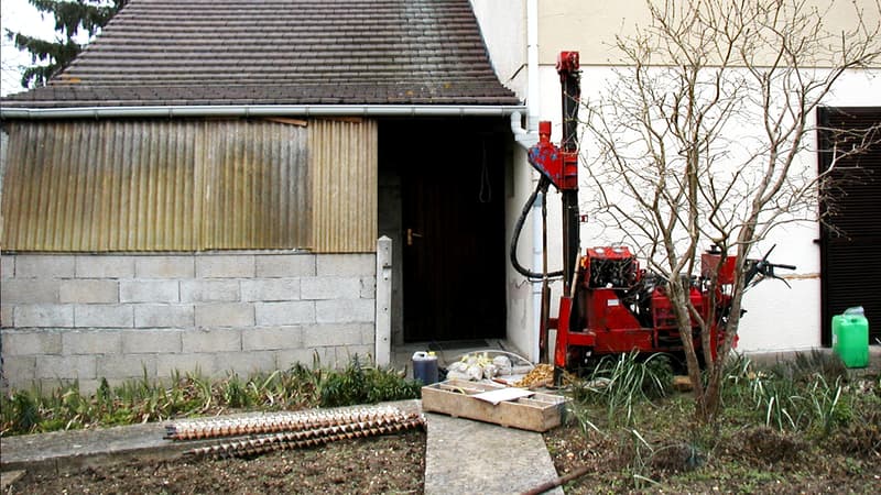 Mise en place d’un petit chenillard pour une mission d’expertise G5 sur maison sinistrée. (Chantier : Juziers - 78 )