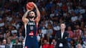 Evan Fournier avec les Bleus.