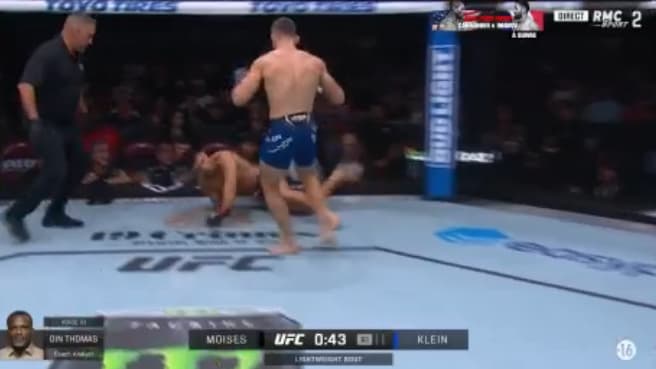 Klein envoit Moises au tapis à la fin du 1er round