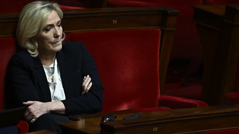 Marine Le Pen dénonce la 