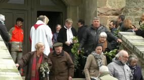 Attaques dans l'Aude: la commune de Trèbes rend hommage aux victimes