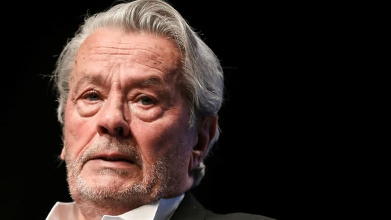 L'acteur Alain Delon, le 19 mai 2019, à Cannes, dans les Alpes-Maritimes