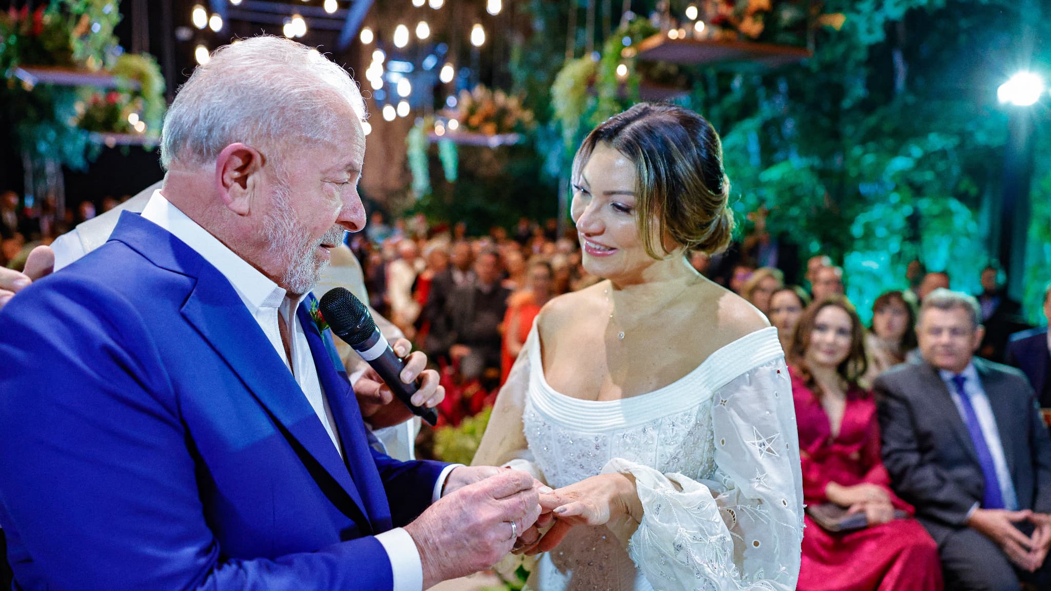 Lula épouse Rosangela da Silva dite "Janja", en troisièmes noces, à Sao Paulo, au Brésil, le 18 mai 2022 Lula épouse Rosangela da Silva dite "Janja", en troisièmes noces, à Sao Paulo, au Brésil, le 18 mai 2022