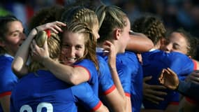 Mondial féminin de rugby: la France sauve son tournoi en décrochant le bronze

