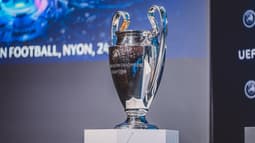 Le trophée de la Ligue des champions lors du tirage au sort du 3e tour préliminaire, le 24 juillet 2023
