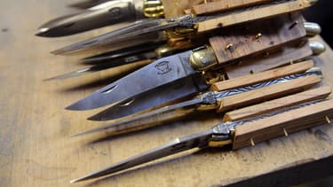 La plus haute juridiction française a cassé un arrêt de la cour d'appel de Paris de 2014 estimant que le couteau Laguiole était un nom entré dans le langage courant sans lien direct évident avec la commune,