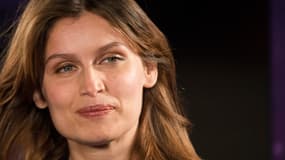 Laetitia Casta illuminant les Champs Elysée, le 21 novembre 2013.