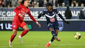 L'attaquant hondurien de Bordeaux, Alberth Elis, égalise (2-2) à domicile face à Lyon, lors de la 17e journée de Ligue 1, le 5 décembre 2021 au Matmut Atlantique Stadium