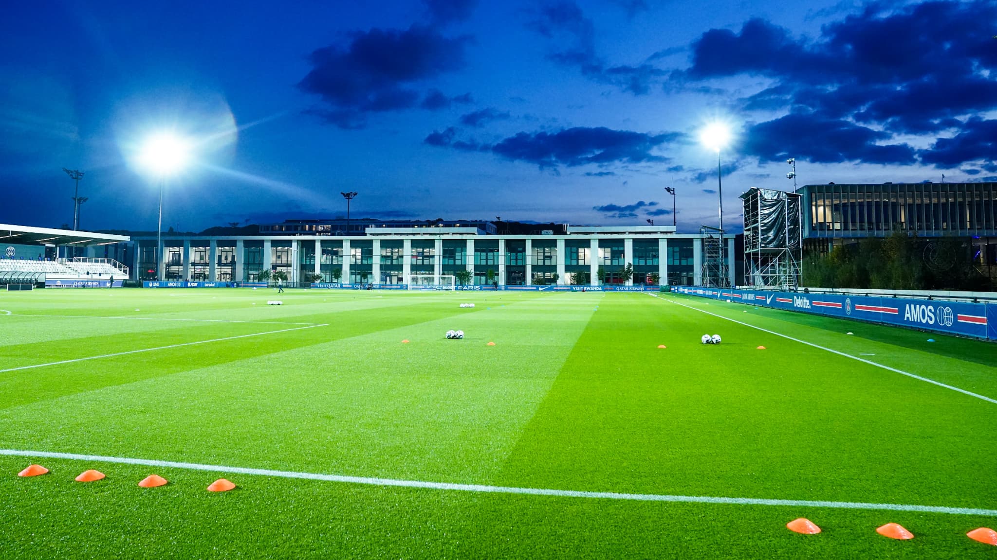 Une illustration des nouveaux terrains au Campus PSG