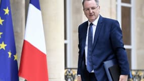 Richard Ferrand poursuit sa campagne malgré les soupçons qui pèsent sur lui 