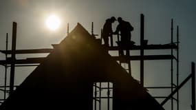 La construction de logements est toujours en hausse mais ralentit , montre les chiffres publiés vendredi par le ministère du Logement.