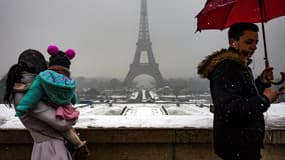 Le Tour Eiffel sous la neige le 22 janvier 2019