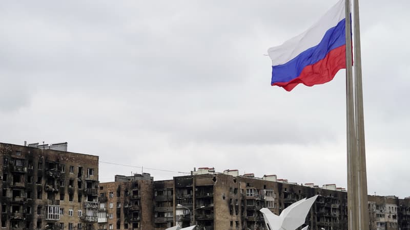 Un drapeau russe à Marioupol. (photo d'illustration)