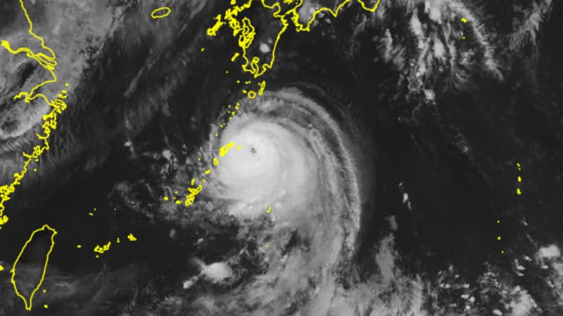 Japon: le typhon Shanshan, extrêmement puissant, frappe l'île principale du sud du pays