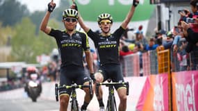 Esteban Chaves et Simon Yates