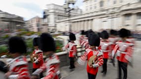 Des membres d'une fanfare militaire assistent à la proclamation du nouveau, roi Charles III, à Londres, le 10 septembre 2022. 